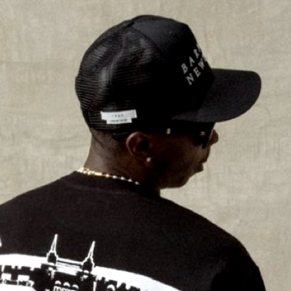 1989 X BARNEY’S NEW YORK